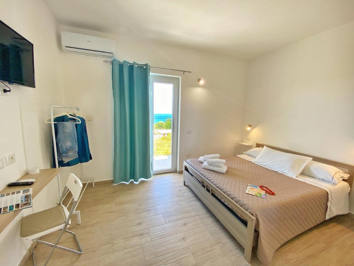 Campus Dei - Tropea Rooms Екстер'єр фото